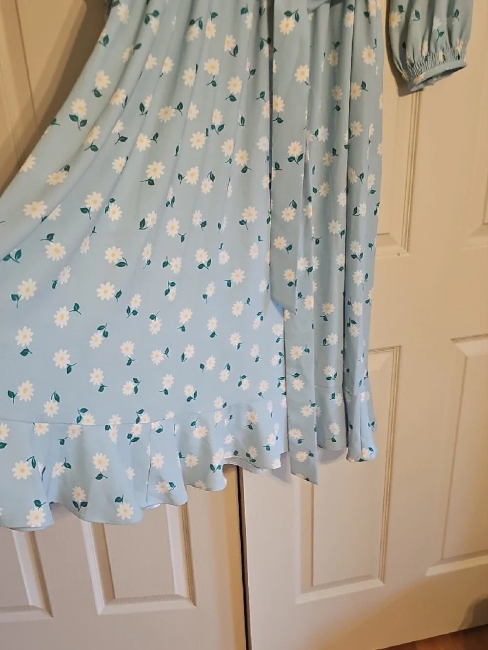 Kate Spade ight Blue Daisy Print Midi Dress